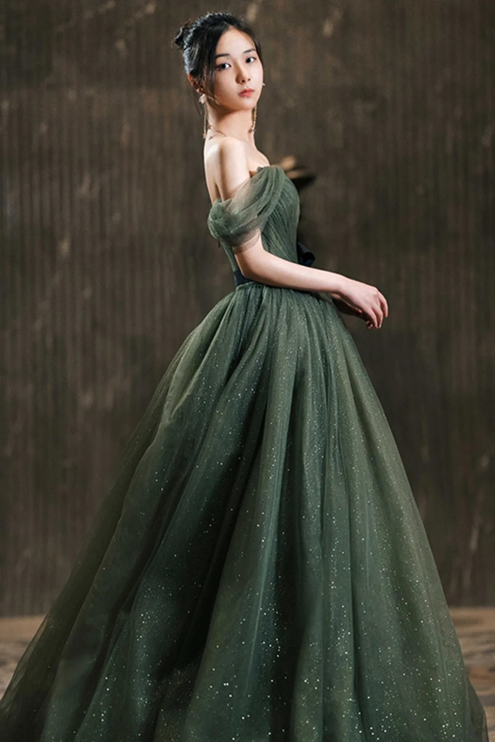 Green Princess Tulle Floor Length Prom Dress Off the Shoulder Fairy Evening Party Dress