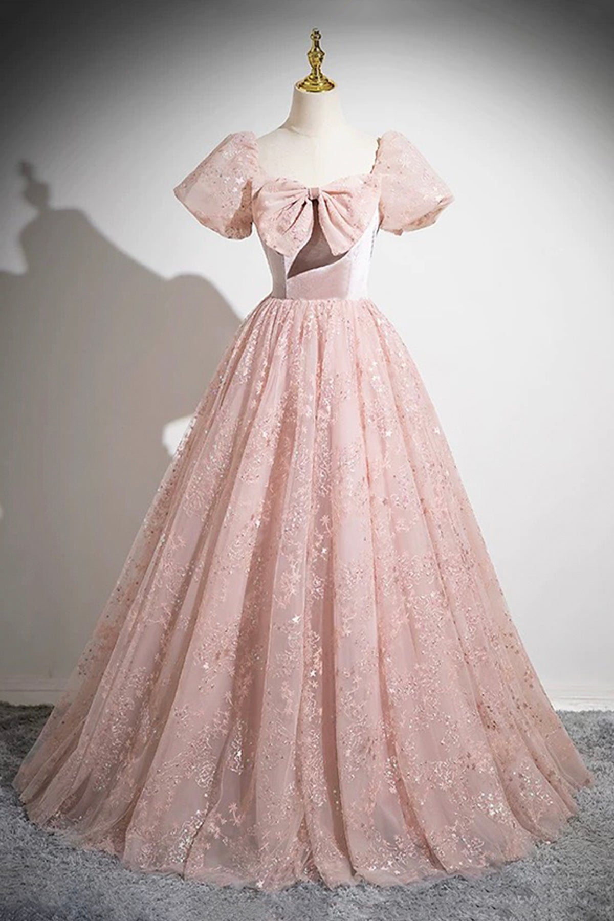 Lovely Blushing Pink Sequins Prom Dresses A-Line Scoop Neck Bow Puffy Short Sleeve Formal Dresses