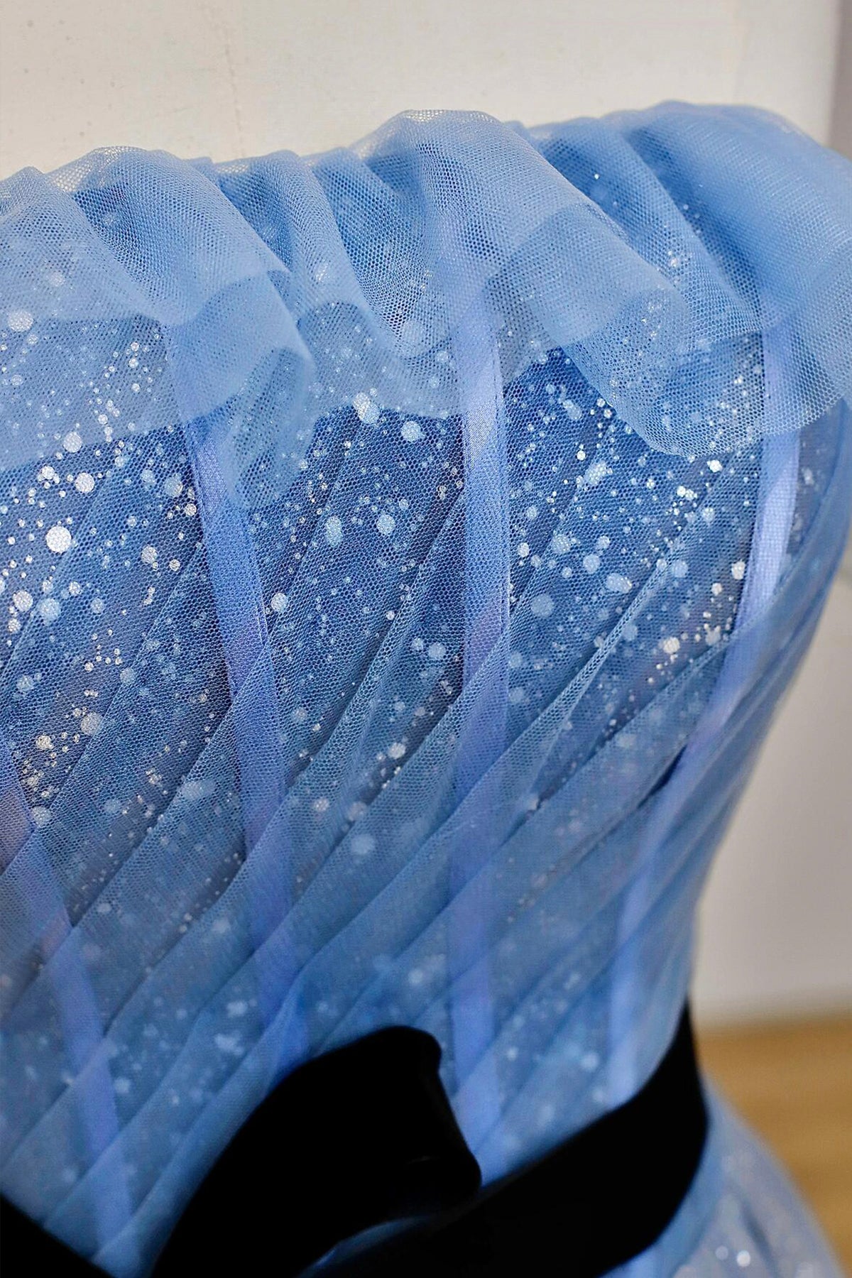 Charming Blue Sparkly Tulle Prom Dress A-Line Princess Strapless Bow Floor-Length Formal Dress