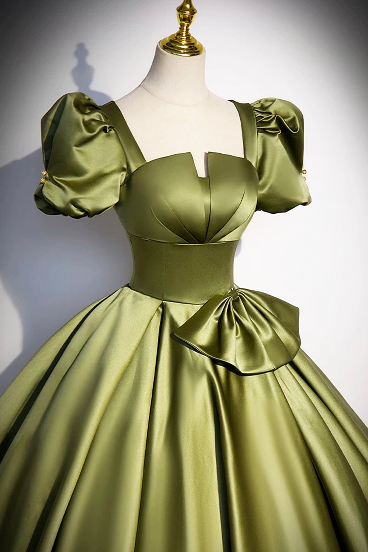 Ball Gown A-Line Short Sleeve Floor Length Formal Dress Elegant Satin Princess Evening Dress
