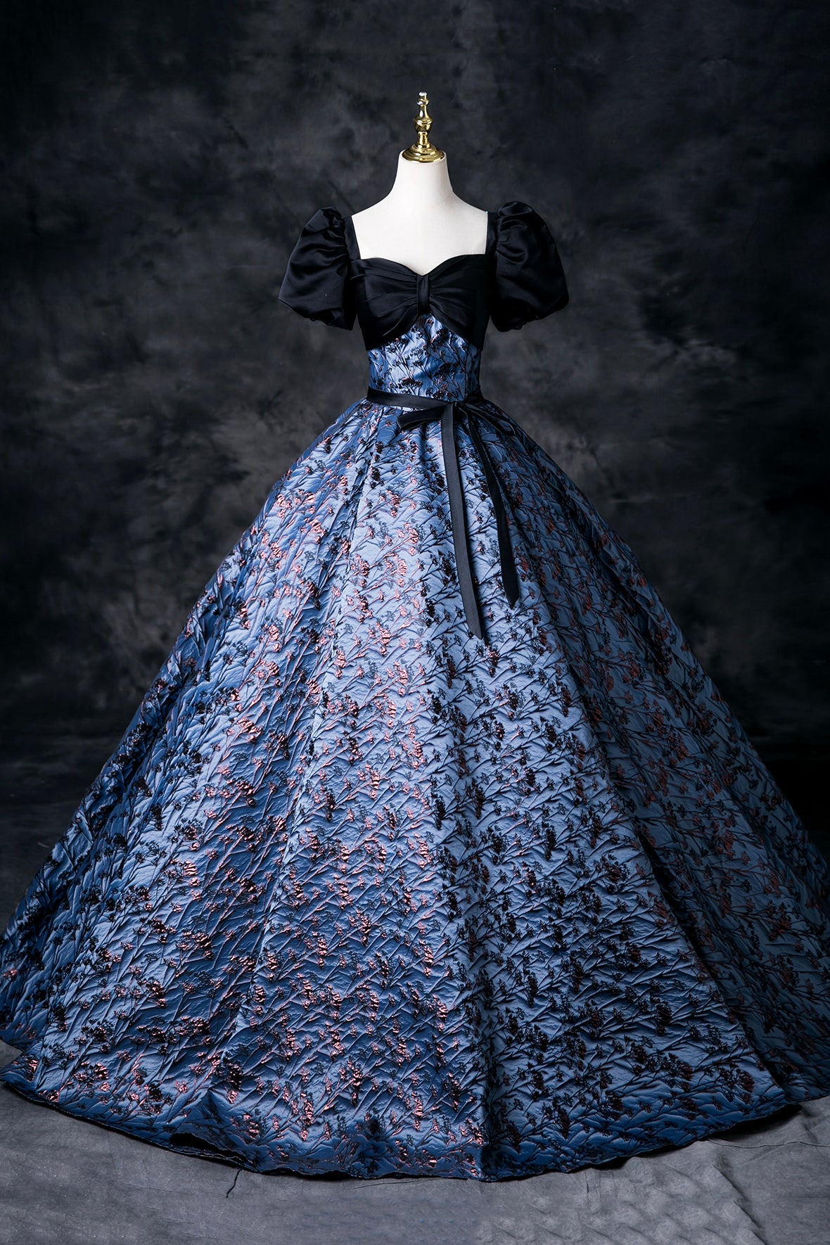 Retro Blue Printing Prom Dress A-Line Short Sleeve Sash Floor-Length Prom Formal Dress