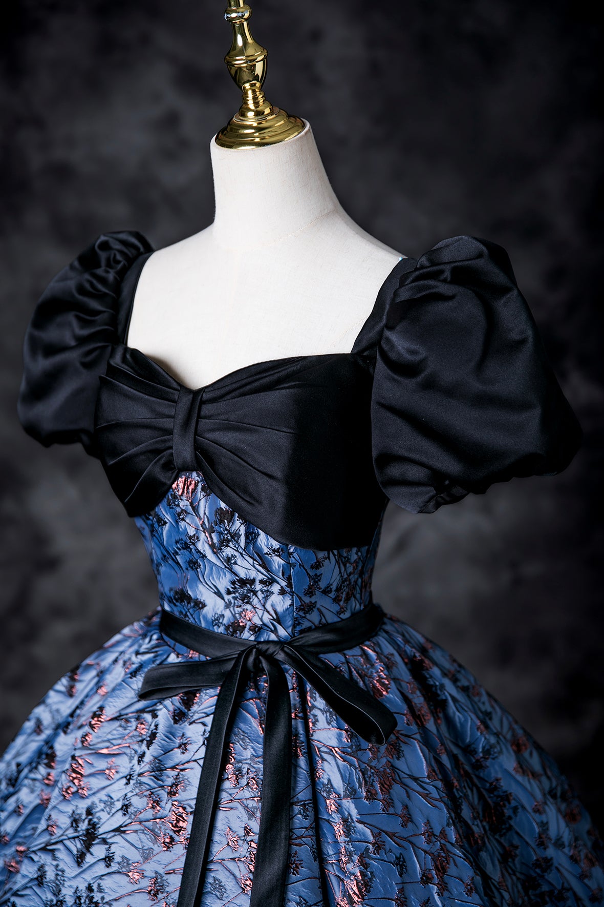 Retro Blue Printing Prom Dress A-Line Short Sleeve Sash Floor-Length Prom Formal Dress