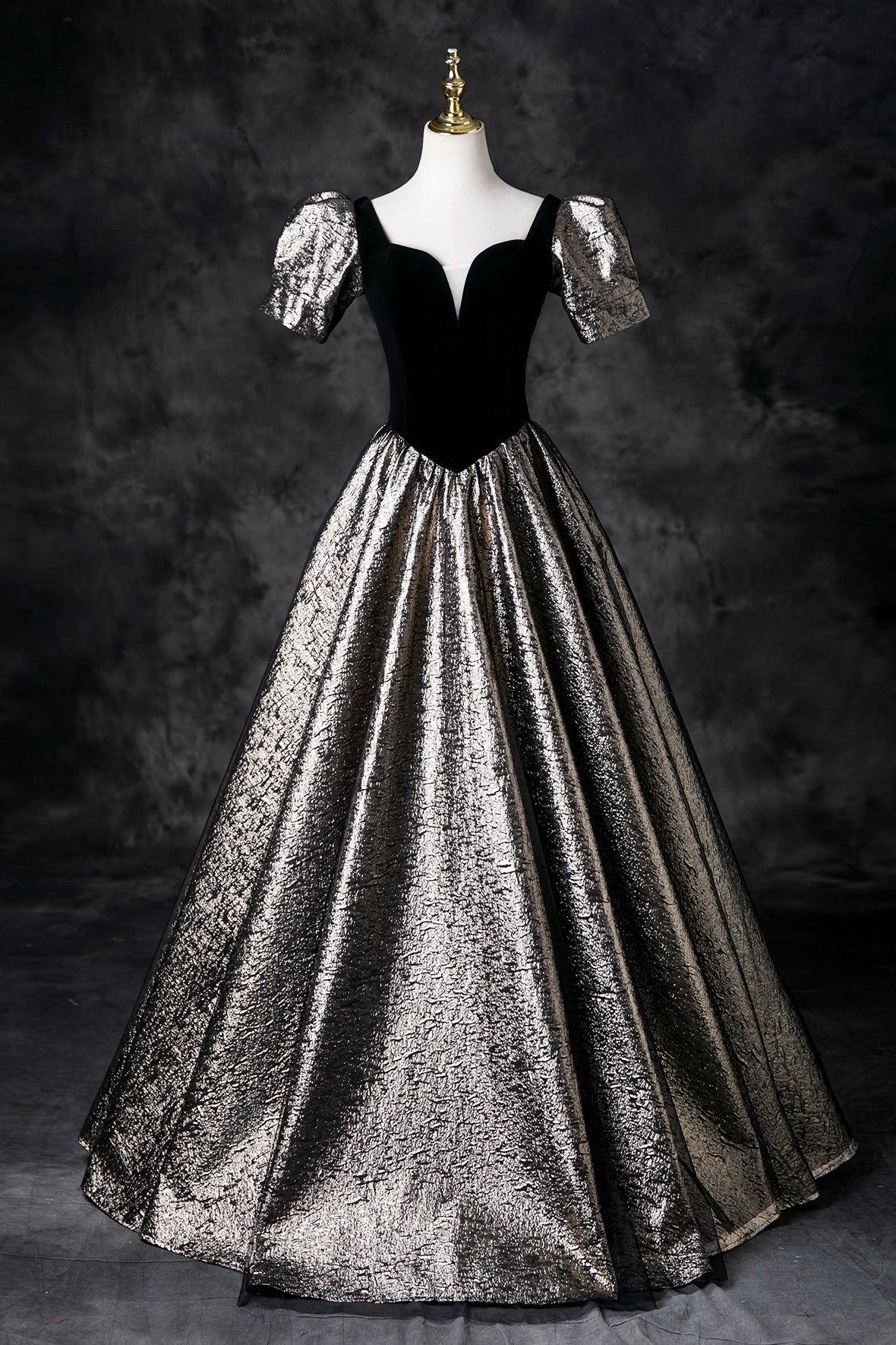 Retro Black Velvet Glitter Princess Prom Dresses Black Short Sleeve Formal Dresses