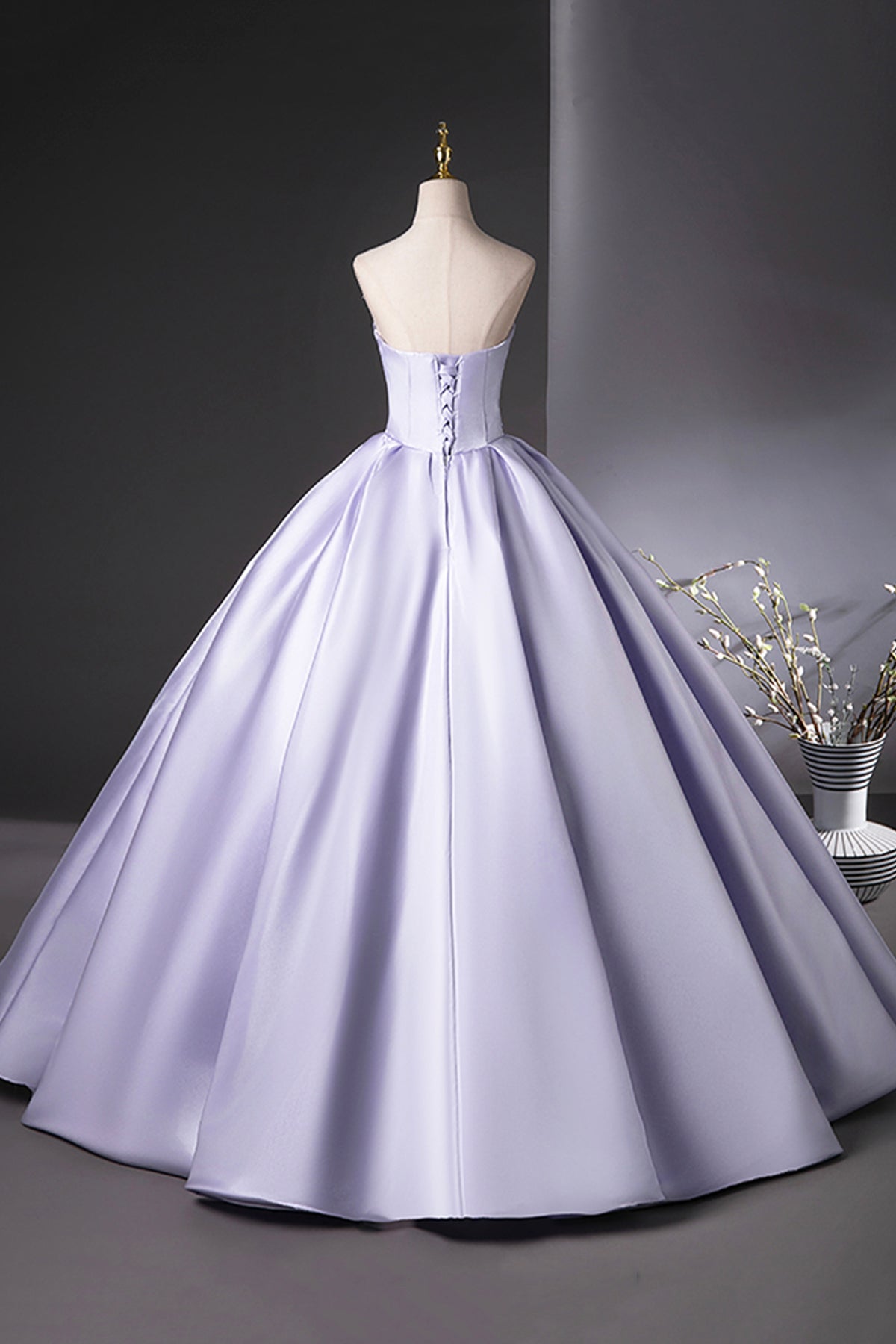Beautiful Lilac Satin Prom Dress A-Line Princess Strapless Formal Gowns