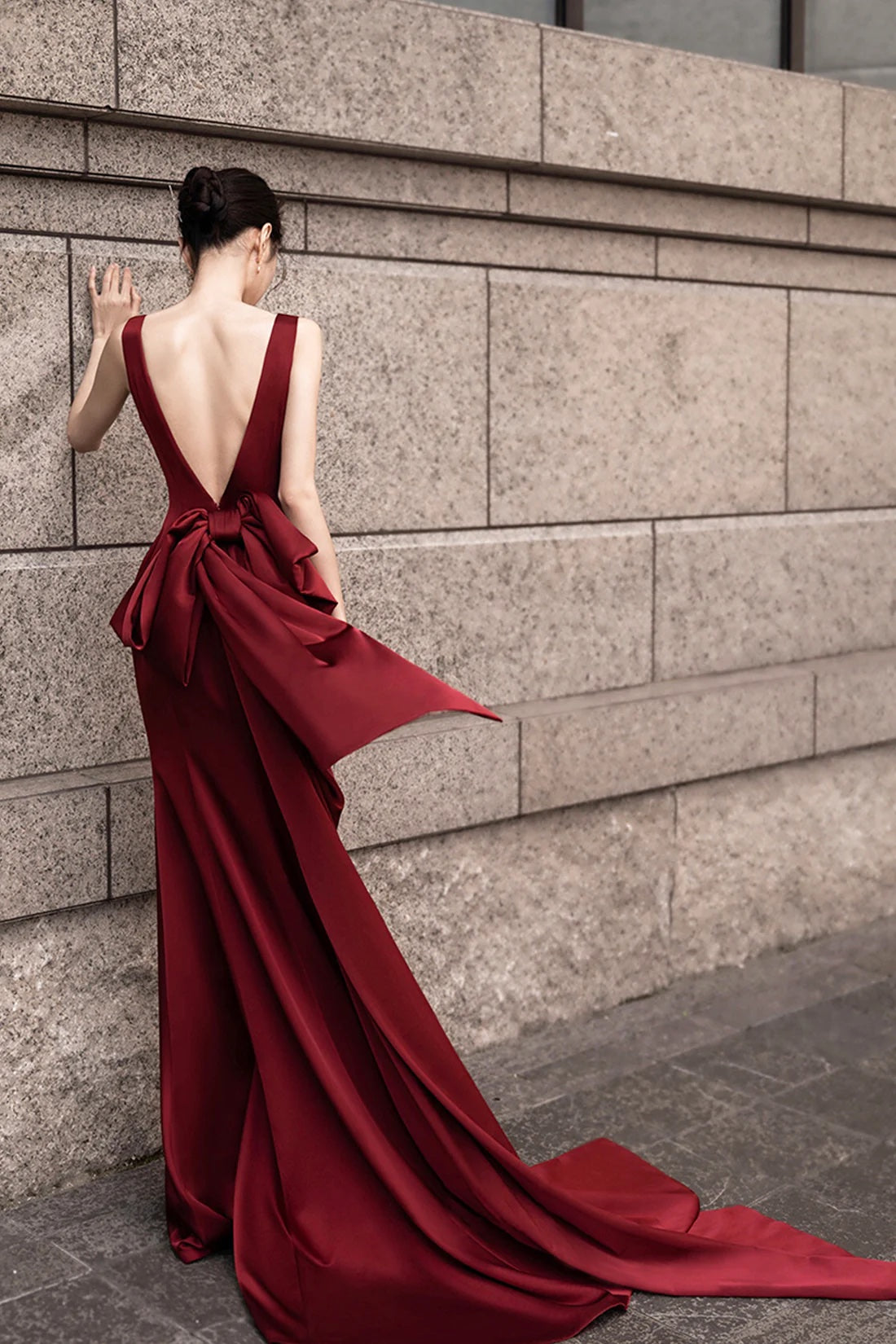 Pretty Mermaid Party Dress Wine Red Satin Backless Evening Dress with Bow