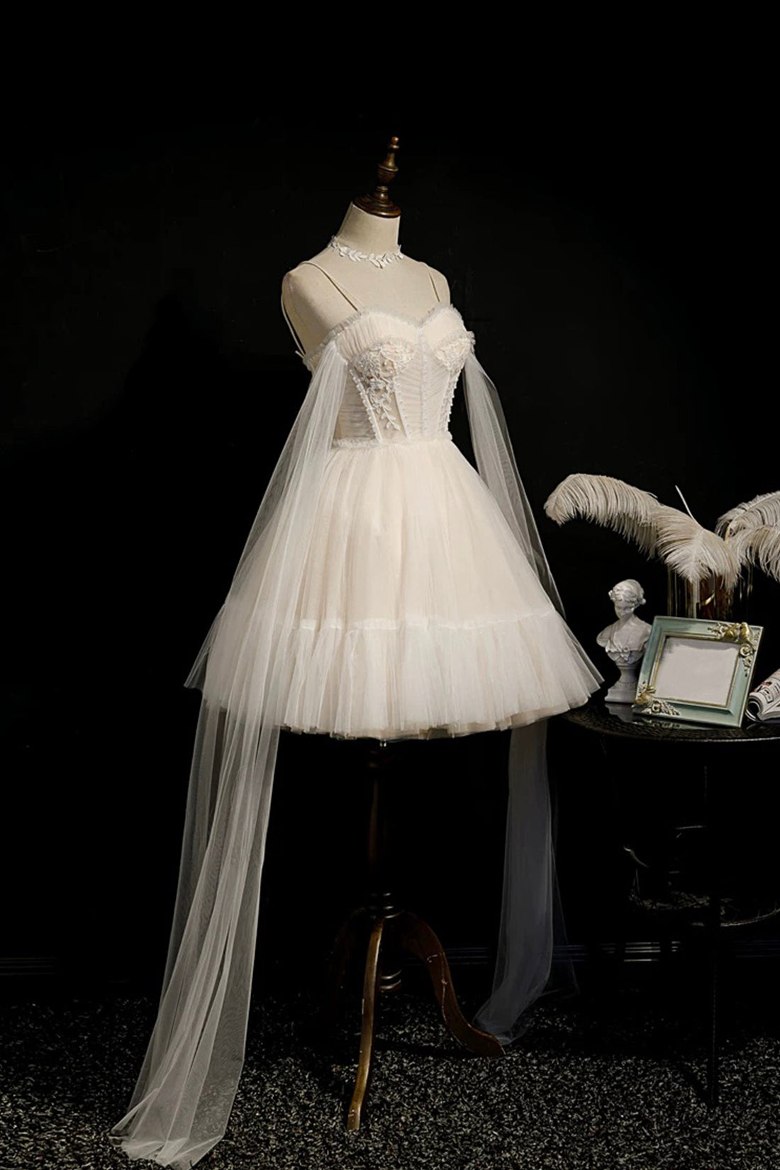 Princess Ivory Lace Big Bow Spaghetti Strap Pearls Ruffles Party Short Prom Dress