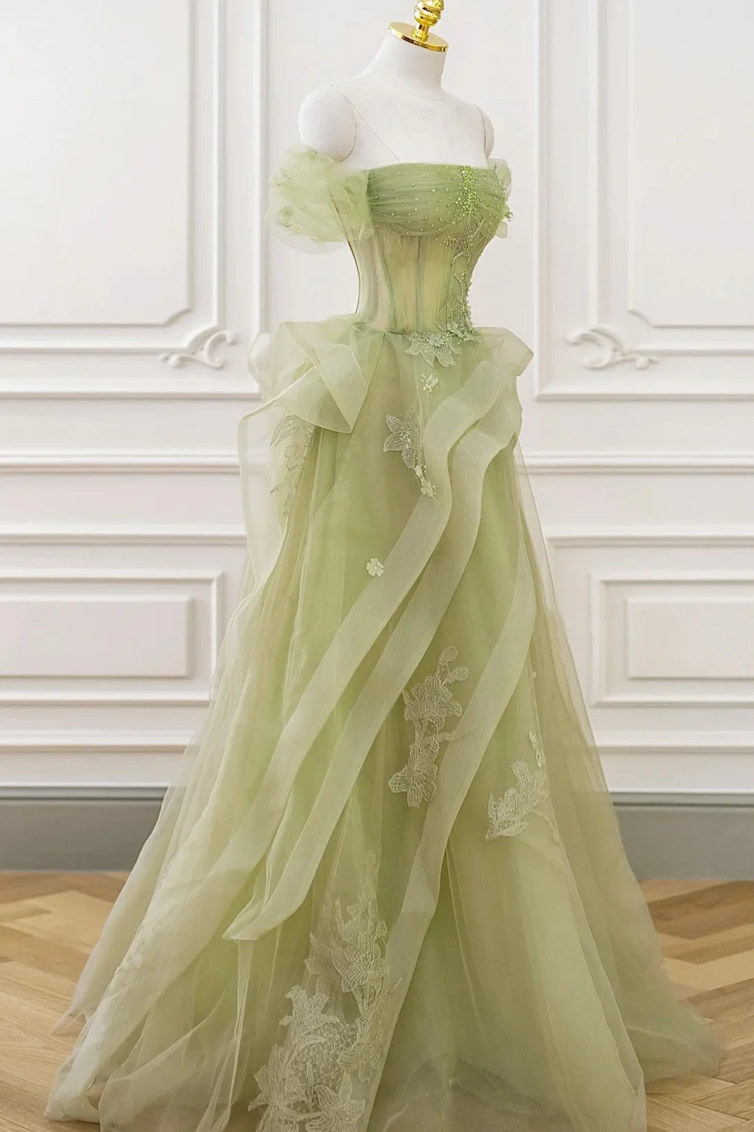 Green Tulle Lace Celebrity Dress Tiered Pleat Ruffles Party Dress Sweetheart Formal Dress