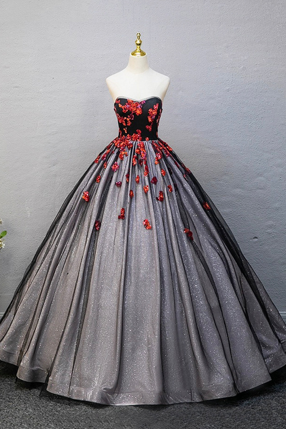 Black Princess Dress A-Line Strapless Tulle and Red Sequins Long Prom Formal Dresses