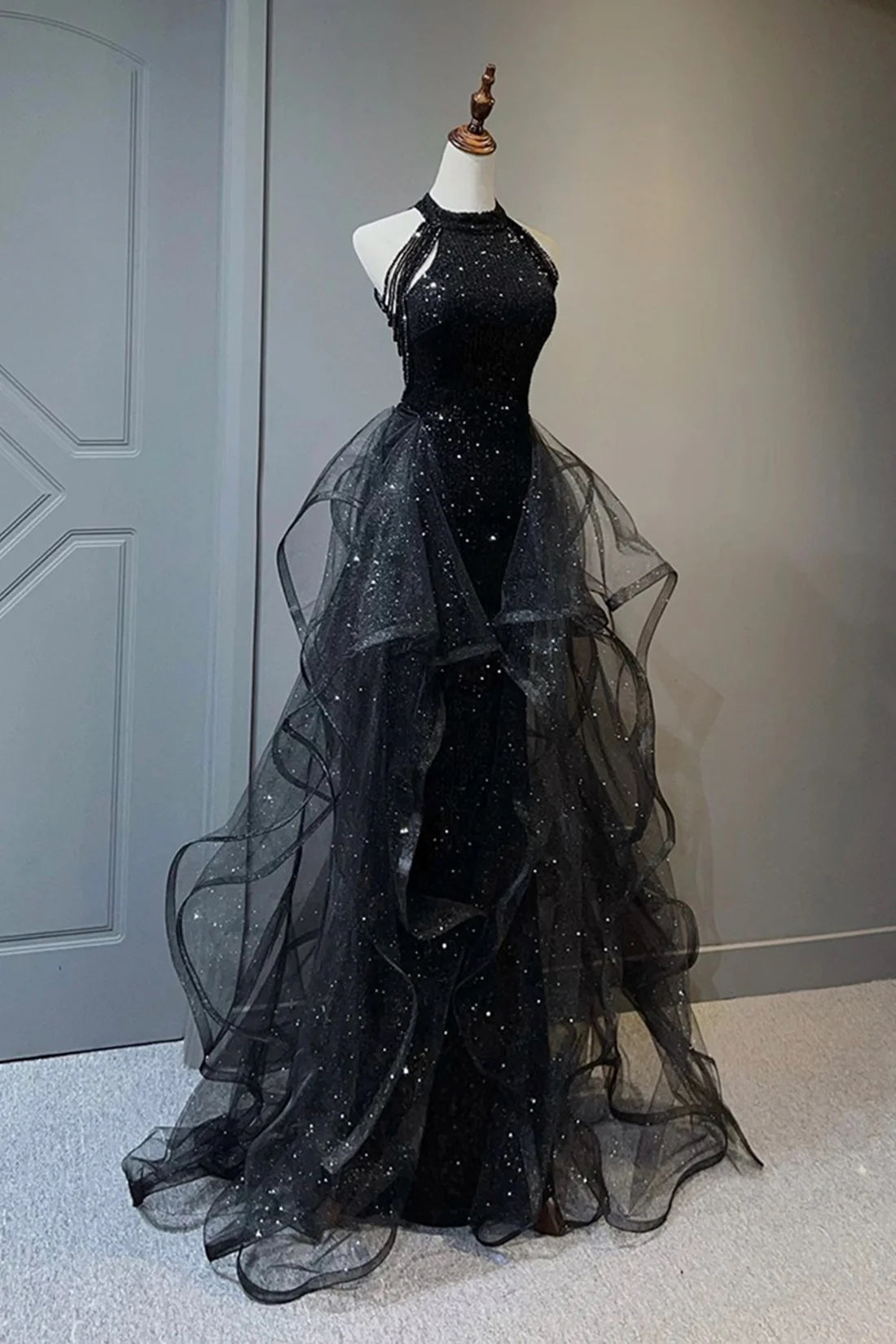 Shiny Black Tulle Sequins Long Prom Dress Banquet Gown Halter Tulle Ruffles Formal Dress