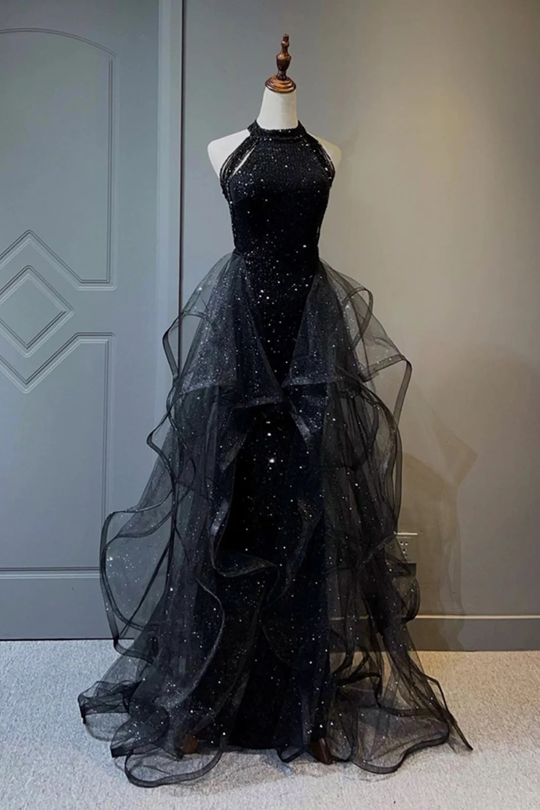 Shiny Black Tulle Sequins Long Prom Dress Banquet Gown Halter Tulle Ruffles Formal Dress