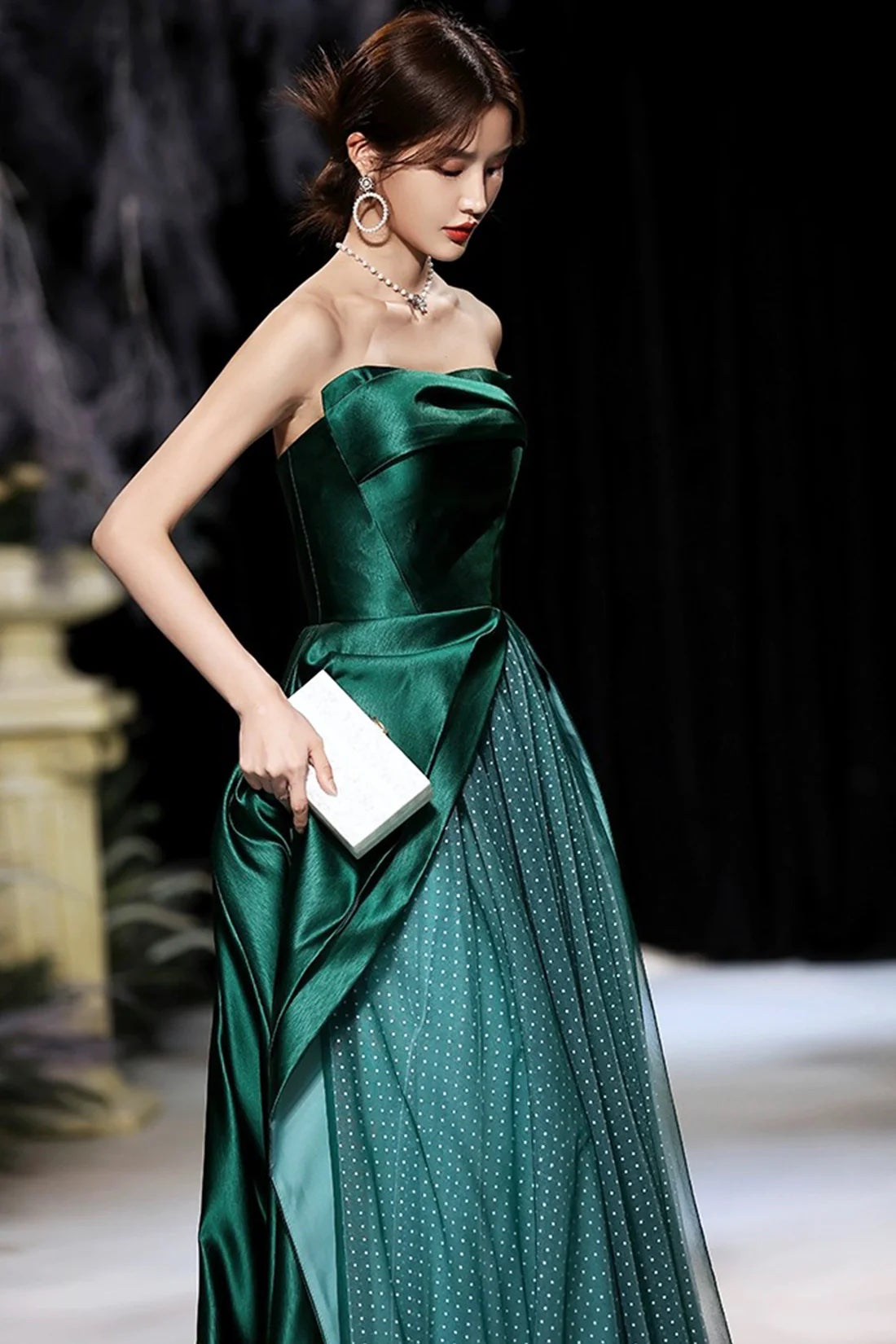 Evening Dress A-Line Strapless Satin Fabric Floor Length Pleated Formal Party Dress Forest Green Pageant Dress