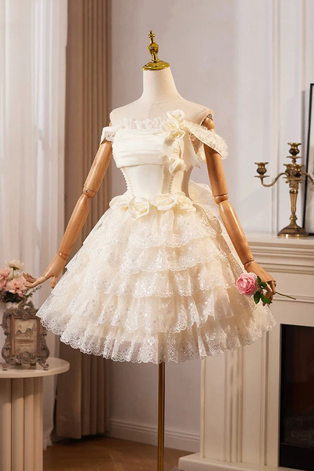 Champagne Tulle Straps Lace Tiers Short Prom Dress Luxury Off Shoulder Mini Evening Party Dress