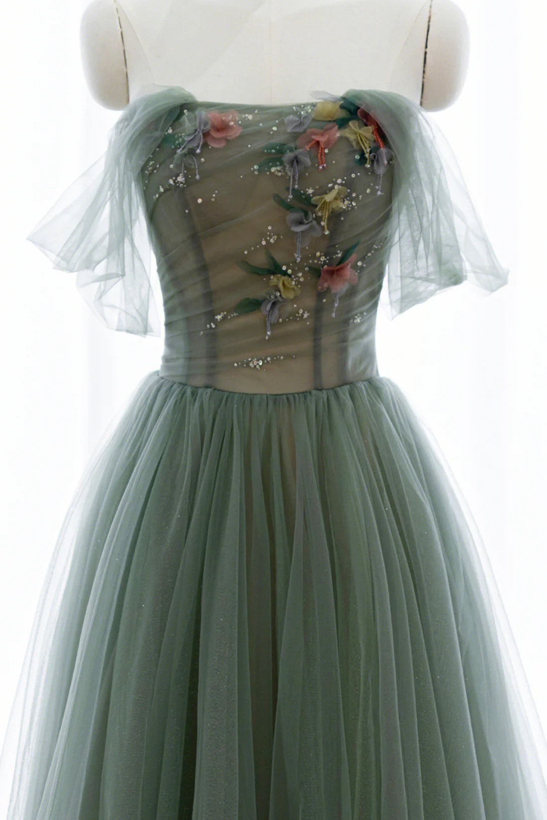 Sage Green Tulle Long Prom Dress Off the Shoulder Floor Length Evening Gowns Formal Party Gowns