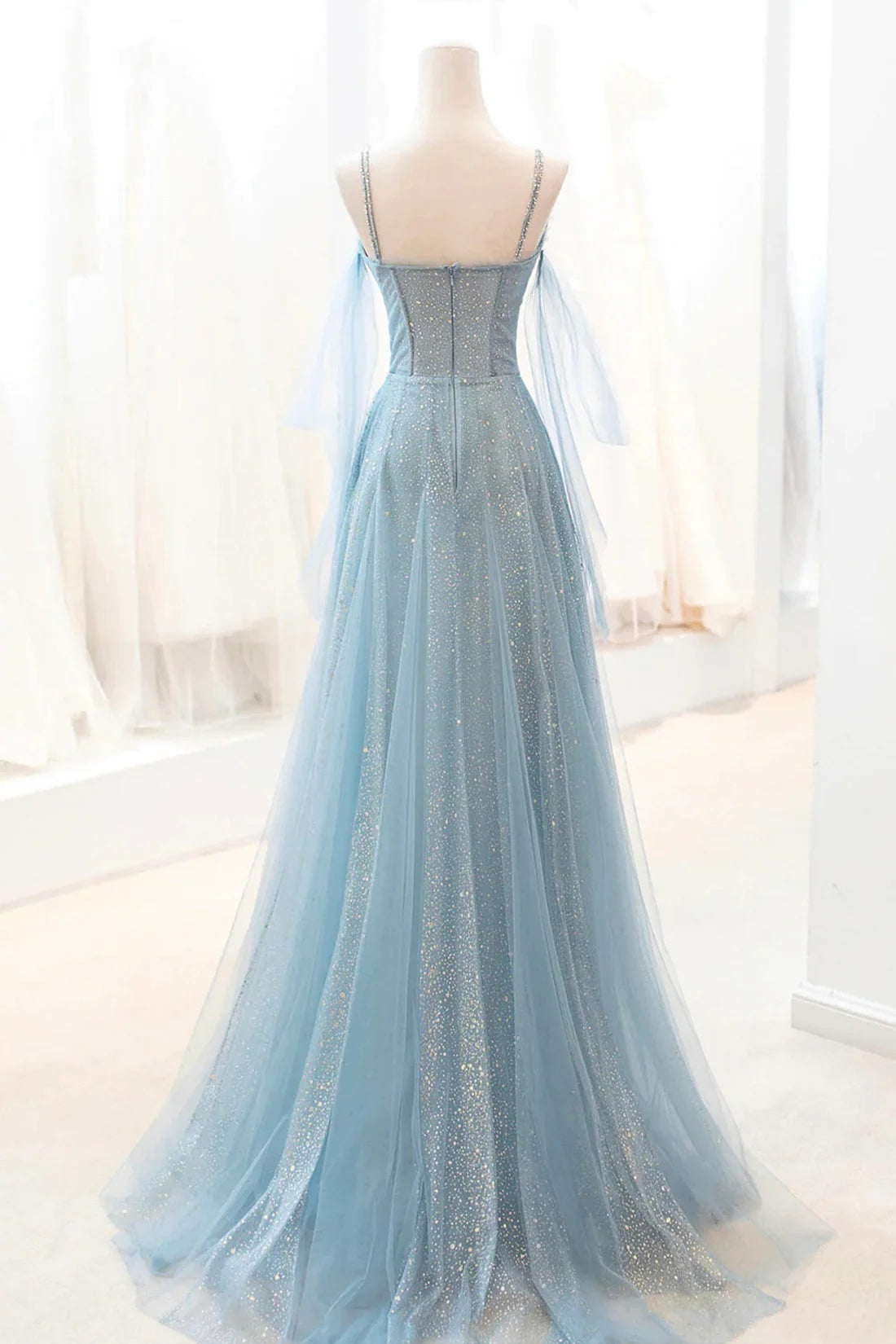 Blue Spaghetti Strap Tulle Long Prom Dress A Line V-Neck Evening Party Dress