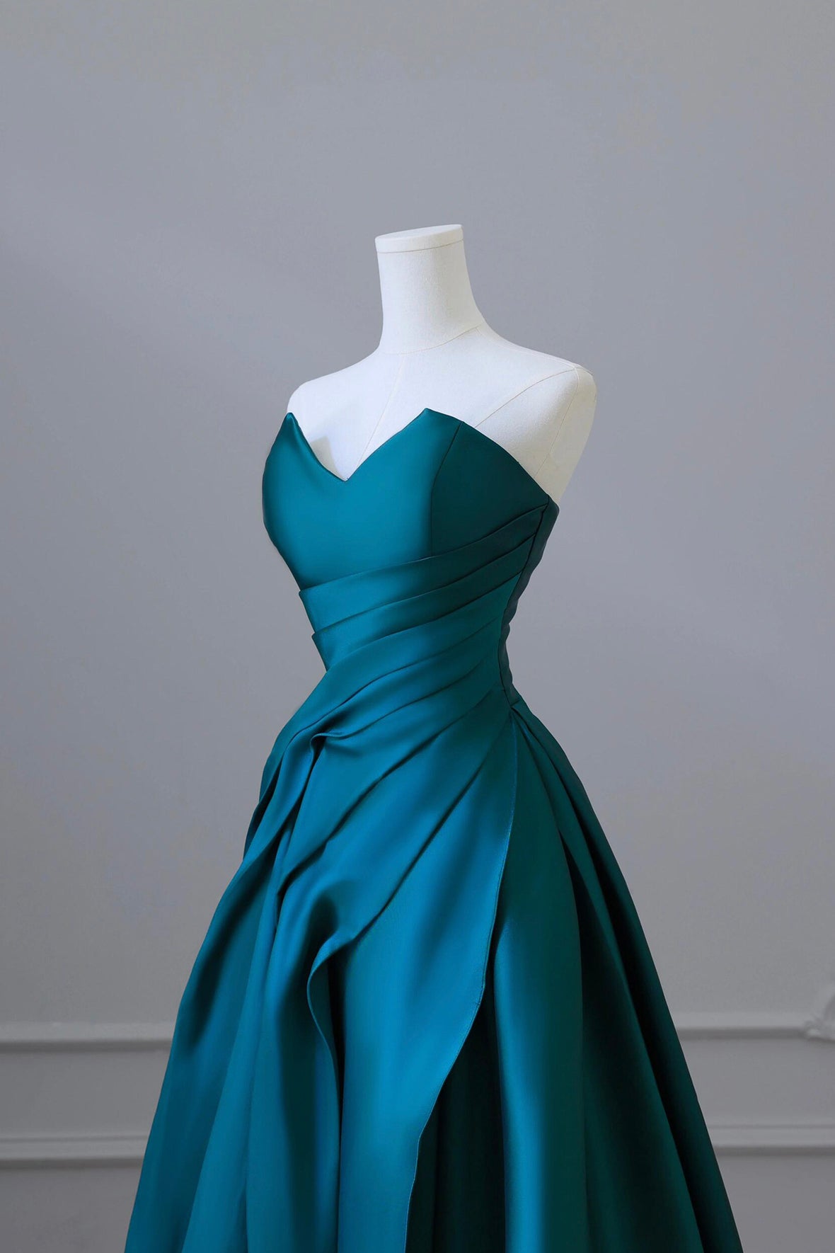 Simple Blue Satin Pleated Long Party Dress A-Line Strapless Prom Dress with Slit