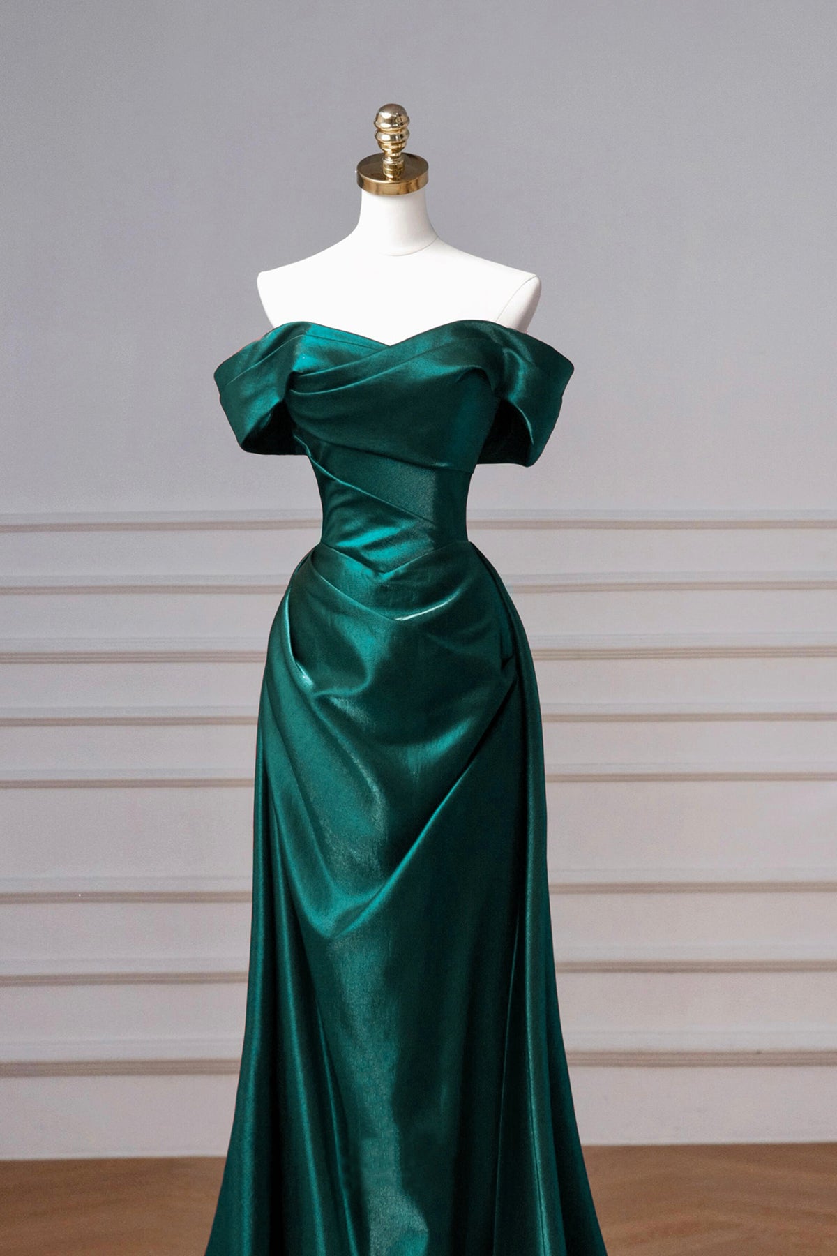 Green Party Dress A-Line Satin Floor Length Off Shoulder Evening Formal Dress