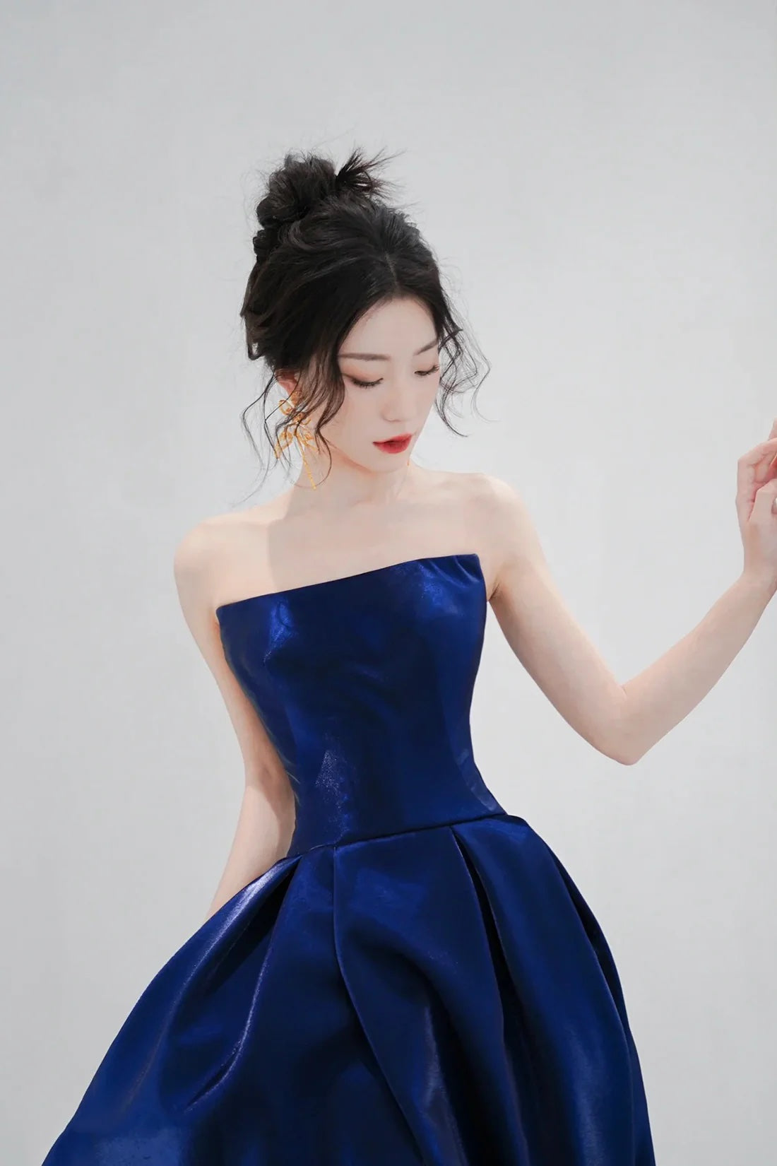 Pretty Navy Strapless Satin Floor Length Party Dress with Slit