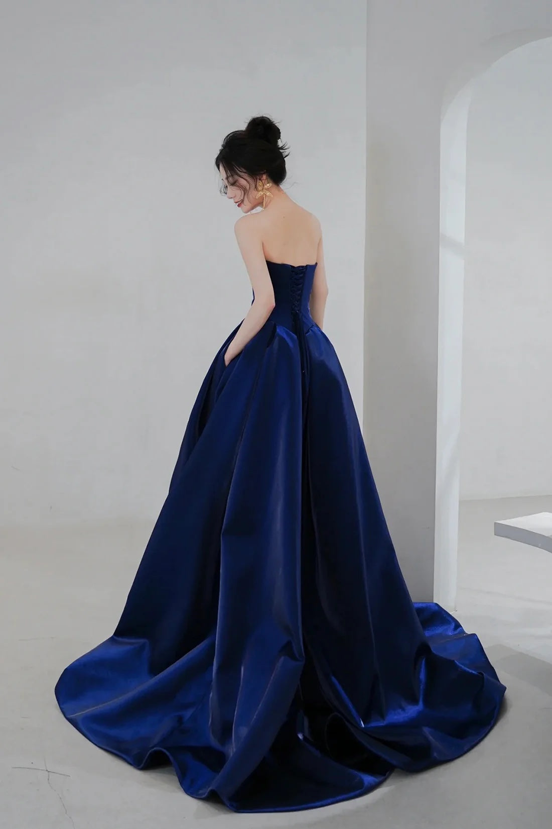 Pretty Navy Strapless Satin Floor Length Party Dress with Slit