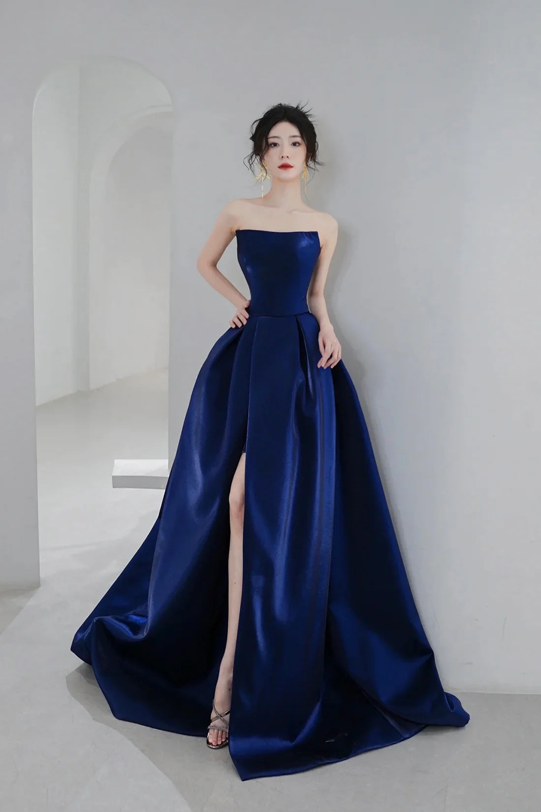 Pretty Navy Strapless Satin Floor Length Party Dress with Slit