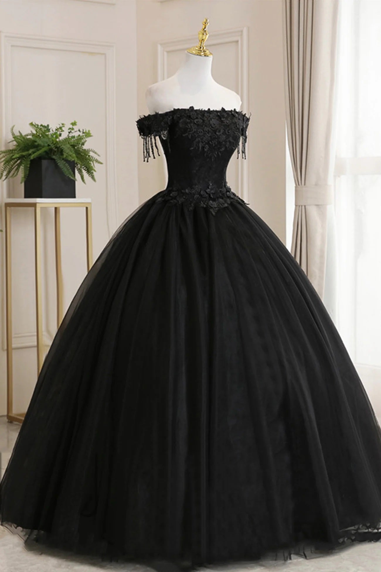 Black Ball Gown A-Line Corset Lace Floor Length Formal Dress Princess Evening Dress