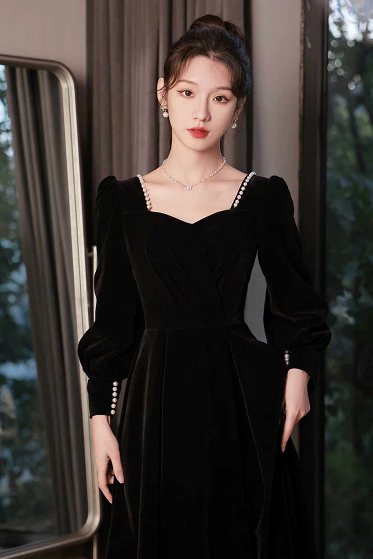 Black Party Dress Elegant Velvet Evening Dress Long Sleeve Floor Length Formal Dress